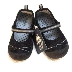 Oshkosh B’gosh  toddler Black Mary Jane Shoes